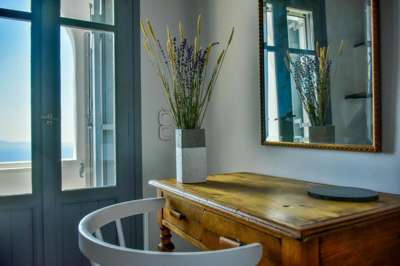 Living Theros Luxury Suites Kardhiani Екстер'єр фото