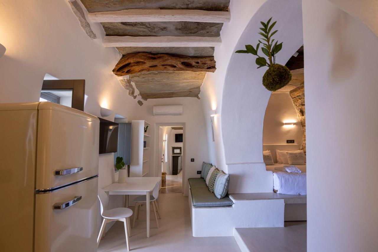 Living Theros Luxury Suites Kardhiani Номер фото
