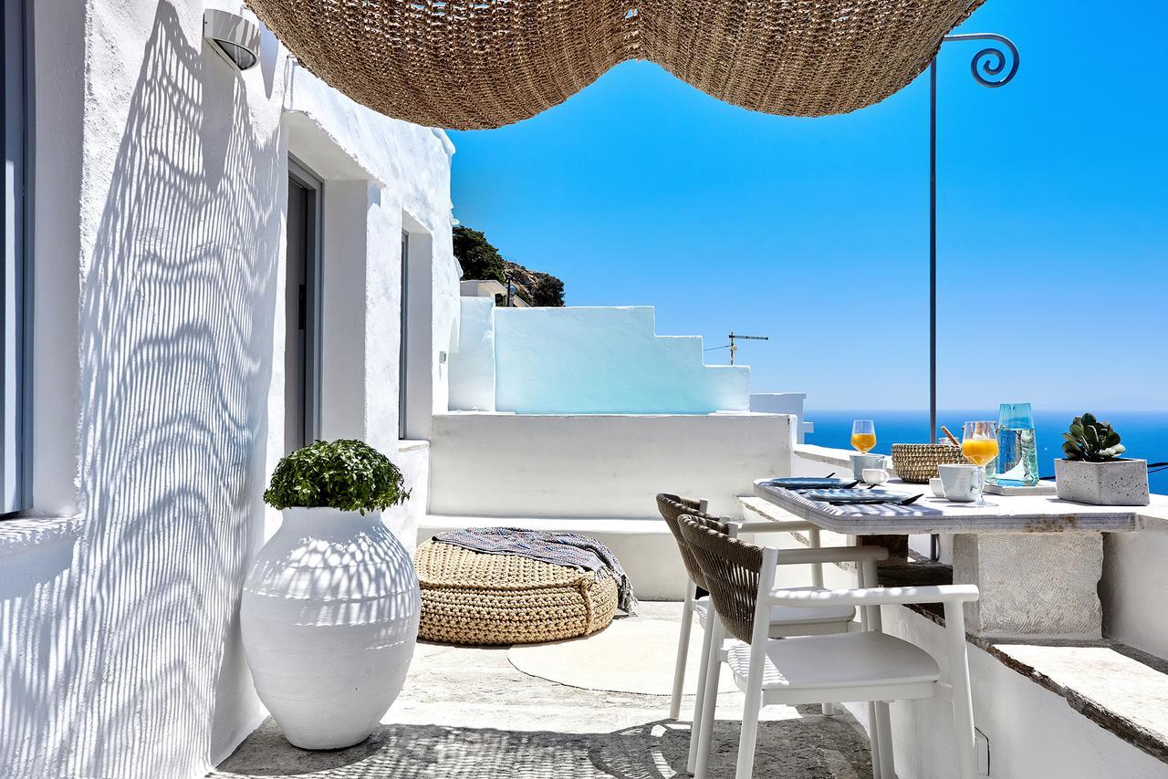 Living Theros Luxury Suites Kardhiani Екстер'єр фото